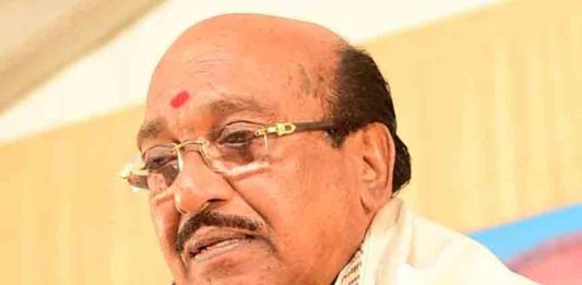 വെള്ളാപ്പള്ളി നടേശന് ആശ്വാസം; അയോഗ്യരാക്കിയ നടപടിക്ക് സ്റ്റേ Vellappally-Nateshan about Sreenarayana Guru