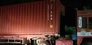 വെങ്ങളം ജങ്ഷൻ പാർക്കിങ് കേന്ദ്രമാകുന്നു; അപകട ഭീതി Vengalam parking-center