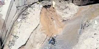 കൂറ്റൻപാറ ഉരുണ്ട് വീടിന് മുകളിൽ പതിച്ചു; ദുരന്തം ഒഴിവായത് തലനാരിഴക്ക്