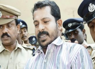 കൊടി സുനിയുടെ സെല്ലില് നിന്ന് മൊബൈല് ഫോണും കഞ്ചാവും പിടികൂടി kodi suni