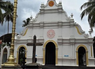 ഓർത്തഡോക്സ് വൈദികർക്കെതിരായ കോടതിയലക്ഷ്യ ഹരജിയിൽ സുപ്രീം കോടതി നോട്ടീസ് Malankara Church Row