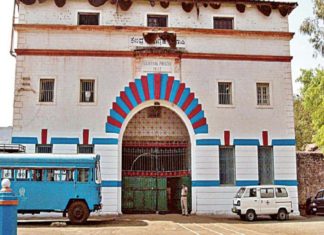 കേസും കോടതിയും വേണ്ട; കർണാടകയിലേക്ക് പോകൂ, 500 രൂപക്ക് ജയിൽ പുള്ളിയാകാം Pay Rs 500, live like a prisoner in Belagavi's Hindalga jail