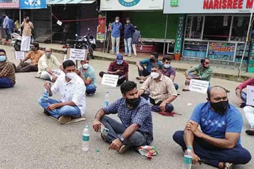 Traders-protest-in-Ambalavayal Traders-protest-in-Ambalavayal