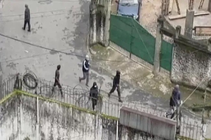 shillong-violence_curfew shillong-violence_curfew