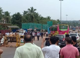 തലപ്പാടിയിൽ പ്രതിഷേധം; കർണാടക മുഖ്യമന്ത്രിയുടെ അതിർത്തി സന്ദർശനം റദ്ദാക്കി