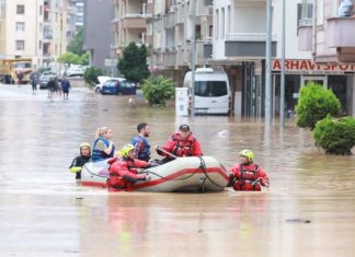 തുർക്കിയിൽ മിന്നൽ പ്രളയം; 9 പേർ മരണപ്പെട്ടു turkey-flood