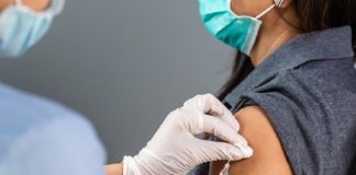 ഇനിമുതൽ ഇന്ത്യയിൽ താമസിക്കുന്ന വിദേശികൾക്കും വാക്സിനായി രജിസ്റ്റർ ചെയ്യാം covid-vaccination