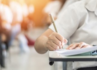 เดเดธเตเดเดธเตเดเตฝเดธเดฟ, เดนเดฏเตผ เดธเตเดเตเดเตปเดกเดฑเดฟ เดชเดฐเตเดเตเดทเดพ เดคเตเดฏเดคเดฟเดเตพ เดชเตเดฐเดเตเดฏเดพเดชเดฟเดเตเดเต sslc exam