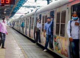മഹാരാഷ്ട്രയിൽ ലോക്കല് ട്രെയിന് സര്വീസുകൾ ആഗസ്റ്റ് 15 മുതല്; മുഖ്യമന്ത്രി maharashtra train service