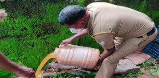 50 ലിറ്റർ വാഷ് വീട്ടിൽ സൂക്ഷിച്ചു; യുവാവിനെതിരെ കേസ് illegal-liquor-seized-