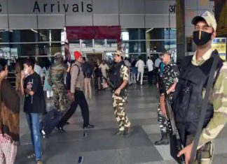 delhi airport-Bomb threat