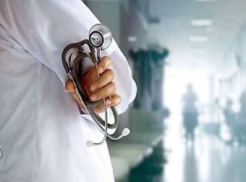 Pay rise; Government Medical College doctors began a non-cooperation strike