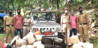 ഓണം സ്പെഷ്യൽ ഡ്രൈവ്; മന്തരത്തൂരിൽ നിന്ന് 500 ലിറ്റർ വാഷും വാറ്റ് ഉപകരണങ്ങളും പിടികൂടി vatakara news