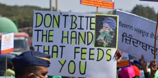 കർഷക സമരം ശക്തമാകുന്നു; തമിഴ്നാട്ടിൽ നിന്നുള്ള കർഷകരുടെ മാർച്ച് ഇന്ന് farmers-protest-newdelhi