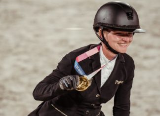 പുരുഷ താരങ്ങളെ പിന്നിലാക്കി അശ്വാഭ്യാസത്തിൽ ജൂലിയയ്ക്ക് സ്വർണം; ചരിത്രത്തിലാദ്യം Julia Krajewski-equestrian-olympics