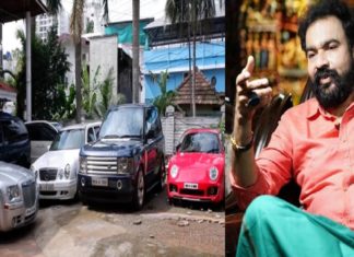 മോൻസൺ മാവുങ്കലിന്റെ വീട്ടിൽ സംയുക്ത പരിശോധന; നെയിം ബോർഡുകൾ നീക്കി Joint inspection at Monson mavunkals home; Name boards removed