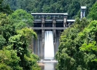 Moozhiyar Dam