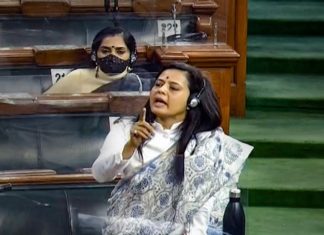 ‘എനിക്ക് മാത്രം തോന്നുന്നതാണോ’; അസമിലെ പോലീസ് വെടിവെപ്പിൽ മഹുവ മൊയ്ത്ര mahua-moitra
