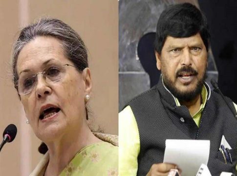 2004ൽ സോണിയയെ പ്രധാനമന്ത്രിയായി നിർദ്ദേശിച്ചിരുന്നു; രാംദാസ് അത്തേവാല Sonia-Athawale