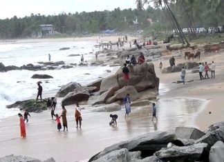 സന്ദർശകർക്ക് പ്രിയപ്പെട്ട എട്ടിക്കുളം ബീച്ച്; ടൂറിസം പദ്ധതിയിൽ ഉൾപ്പെടുത്താതെ അധികൃതർ Ettikkulam Beach
