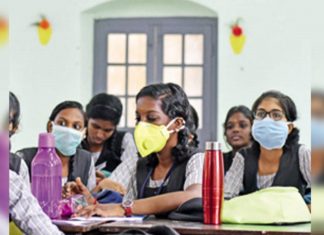 കുട്ടികൾ ഇന്നുമുതൽ വീണ്ടും സ്കൂളുകളിലേക്ക് School Reopening