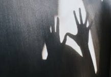 കാസർഗോഡ് യുവാവിനെ പത്തംഗ സംഘം തട്ടിക്കൊണ്ടുപോയതായി പരാതി