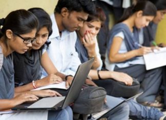 പ്ളസ് വൺ സീറ്റുകളില്ല; കോടതിയെ സമീപിക്കാനൊരുങ്ങി മലപ്പുറം ജില്ലാ പഞ്ചായത്ത് Plus one seats added