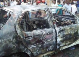 Violence-erupts-outside-CPI(M)-office