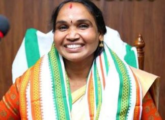 പോലീസ് സംരക്ഷണം തേടി തൃക്കാക്കര നഗരസഭാ അധ്യക്ഷ ഹൈക്കോടതിയിൽ