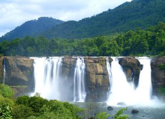 അതിരപ്പിള്ളി വിനോദസഞ്ചാര കേന്ദ്രം അടച്ചിടാൻ തീരുമാനം