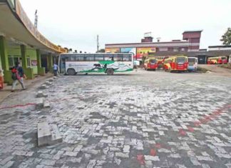 പൊടി, ചെളി ശല്യത്തിന് വിട; കെഎസ്ആർടിസി ഡിപ്പോയിൽ സിമന്റു കട്ടകൾ പാകുന്നു Kannur-KSRTC-depot