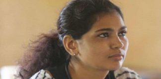 അഭിപ്രായ വിലക്ക്; രഹ്ന ഫാത്തിമയുടെ ഹരജി സുപ്രീം കോടതി 28ലേക്ക് മാറ്റി Rehana Fathima