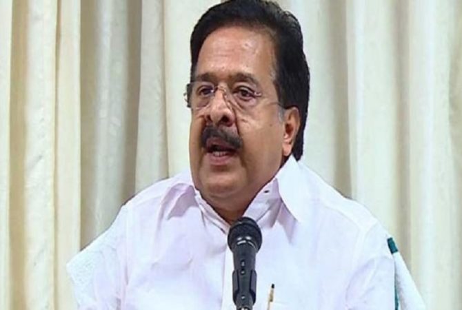 ഇഡി ഉദ്യോഗസ്ഥർക്ക് എതിരായ ആക്രമണം; ഡിജിപി വിളിപ്പിച്ച് ആഭ്യന്തര മന്ത്രി ramesh-chennithala