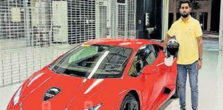 ലംബോർഗിനി ഇനി തിരൂരിലും; ‘കാർ നെറ്റ്’ വഴി തുപ്പത്ത് റഫീഖ് വാഹനം നാട്ടിലെത്തിച്ചു Thuppath Rafeeq's Lamborghini now in Tirur