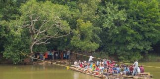 കുറുവ ദ്വീപ്; പുഴ കടക്കാൻ സഞ്ചാരികൾക്ക് പുതിയ ചങ്ങാടസർവീസ് New Raft Service In Kuruva Dweep in Wayanad