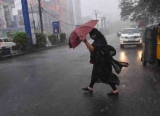 Heavy-rains-will-continue-till-Monday