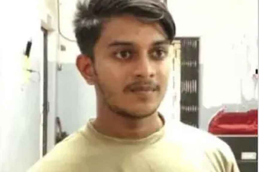 19-year-old arrested for making 14-year-old pregnant in Ponnani 19-year-old arrested for making 14-year-old pregnant in Ponnani