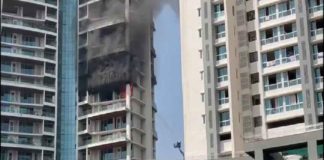 fire-breaks-out-avighna-park-building