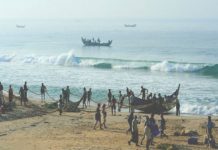 ട്രോളിങ് നിരോധനം ഇന്ന് അവസാനിക്കും; പ്രതീക്ഷയോടെ ബോട്ടുകൾ കടലിലേക്ക് fishing