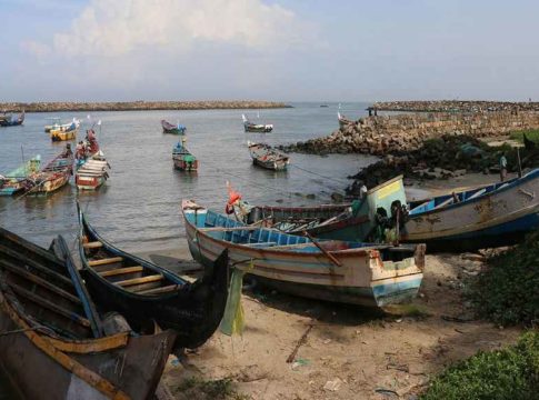ട്രോളിങ് നിരോധനം ഇന്ന് അർധരാത്രി മുതൽ; നിരോധനം ലംഘിച്ചാൽ നടപടി Rain In Kerala