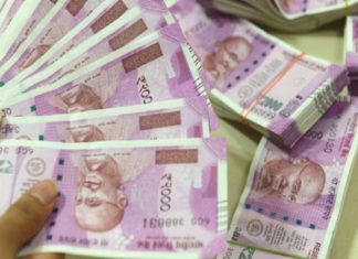 cash seized in kozhikkodee