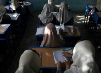 afghan-school reopens