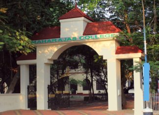 Maharajas College