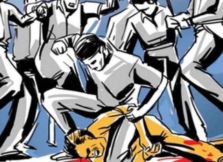 ദളിത് യുവാവിനെ തല്ലിക്കൊന്ന് മൃതദേഹം വീടിന് മുന്നിൽ തള്ളി; അറസ്റ്റ്