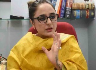 Advocate-Deepika-Singh-Rajawat-joins-Congress2