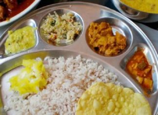 ആദ്യദിനം തന്നെ ഹിറ്റായി കൊച്ചി കോർപറേഷന്റെ ’10 രൂപയ്ക്ക് ഊണ്’ പദ്ധതി janakeeya hotel