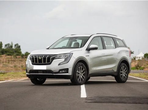 mahindra-xuv-700-booking