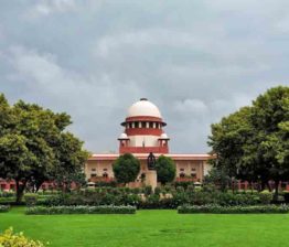 ശബരിമല യുവതീ പ്രവേശനം; മാർച്ച് 14നകം നിലപാട് അറിയിക്കണം, ഹരജികൾ പുതിയ ബെഞ്ചിന് Supreme-Court