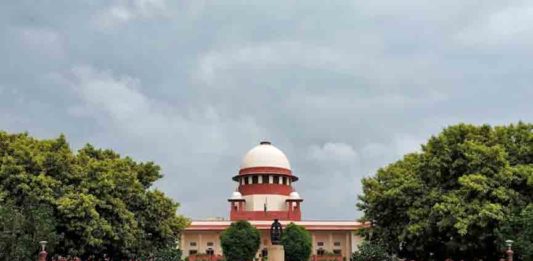 ശബരിമല യുവതീ പ്രവേശനം; മാർച്ച് 14നകം നിലപാട് അറിയിക്കണം, ഹരജികൾ പുതിയ ബെഞ്ചിന് Supreme-Court