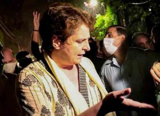 പോലീസ് കസ്റ്റഡിയിൽ നിന്നും പ്രിയങ്ക ഗാന്ധിയെ മോചിപ്പിച്ചു Priyanka-Gandhi-arrested